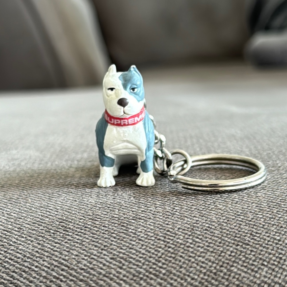 Supreme Dog Keychain - Blue and White